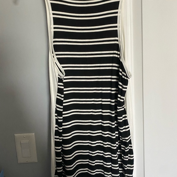 Tank top - Picture 2 of 2